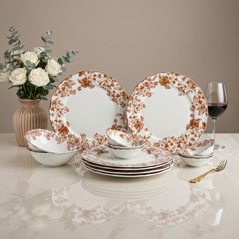Granpiatto Porcelain Dinner Set (Red & White) - 14 Piece Set