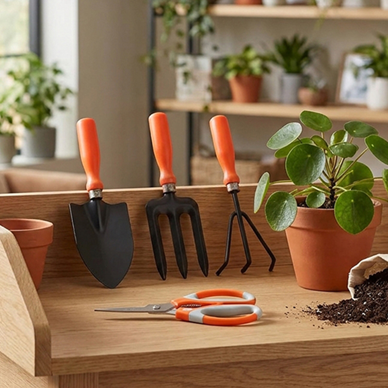 Flora Force Metal Garden Tools - Set of Five